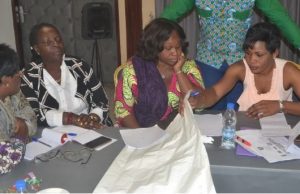 Lever des obstacles pour l’application des textes sur la parité en Côte d’Ivoire : la société civile outillée par un expert