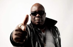 Showbiz: John Yalley_Des ‘’Blancs’’ à Abidjan pour son prochain album
