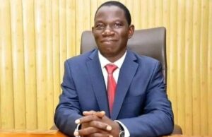 PORTRAIT | LE MINISTRE DOSSONGUI KONÉ, LES PIEDS DU BAOBAB