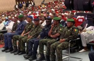 GUINÉE: 𝐔𝐧𝐞 𝐦𝐚𝐫𝐞́𝐞 𝐡𝐮𝐦𝐚𝐢𝐧𝐞 𝐚𝐮 𝐩𝐚𝐥𝐚𝐢𝐬 𝐝𝐮 𝐩𝐞𝐮𝐩𝐥𝐞 𝐩𝐨𝐮𝐫 𝐬𝐨𝐮𝐭𝐞𝐧𝐢𝐫 𝐥𝐞 𝐏𝐫𝐞́𝐬𝐢𝐝𝐞𝐧𝐭 𝐆𝐞́𝐧𝐞́𝐫𝐚𝐥 𝐌𝐚𝐦𝐚𝐝𝐢 𝐃𝐨𝐮𝐦𝐛𝐨𝐮𝐲𝐚