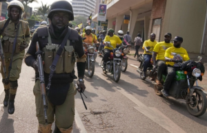 Ouganda : Répression après une présidentielle contestée, 2 000 arrestations et 30 personnes tuées